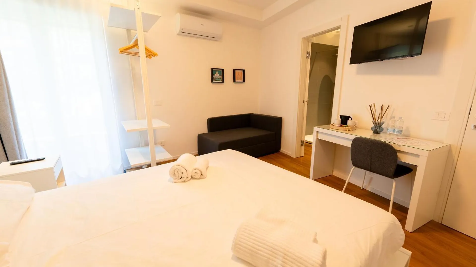 Near Vatican, Irnerio 47 Guest House Rome 0*,