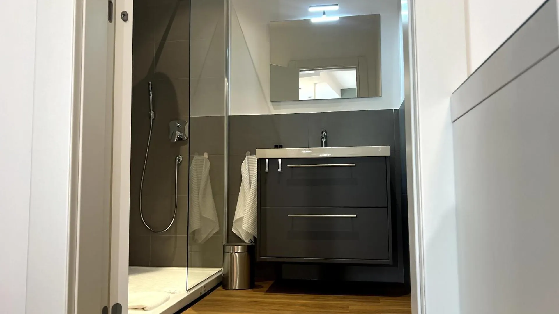 Near Vatican, Irnerio 47 Guest House Rome