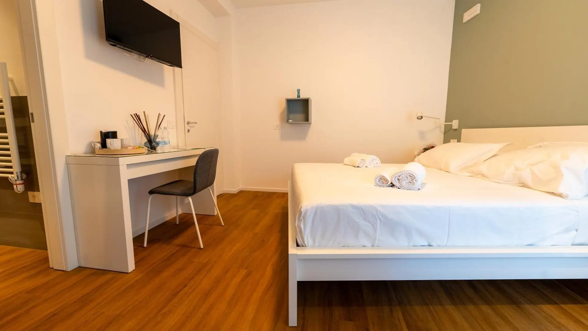 Near Vatican, Irnerio 47 Guest House Rome