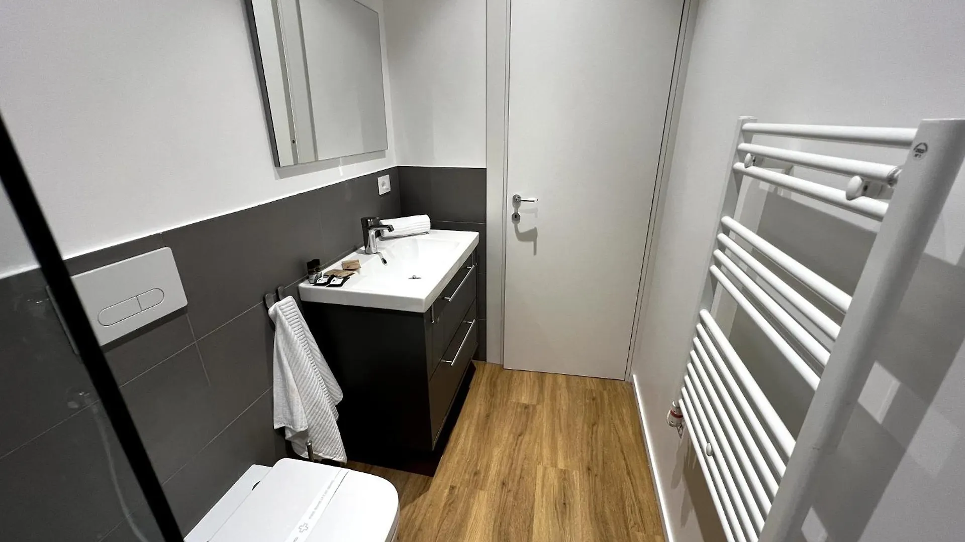 Near Vatican, Irnerio 47 Guest House Rome 0*,